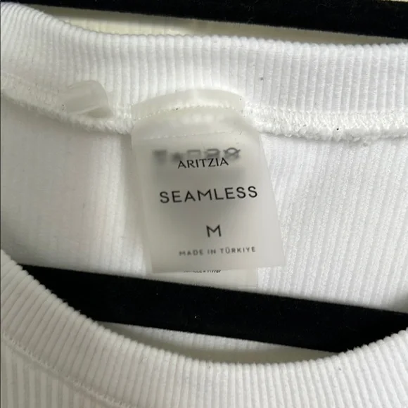 Aritzia Seamless White Ribbed Tank Top - Picture 2 of 3